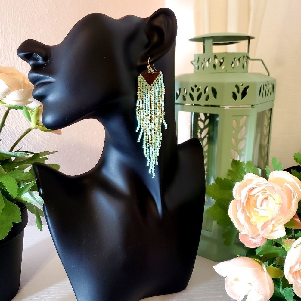 𝅺FALLING Skies Mint Seed Bead Earrings